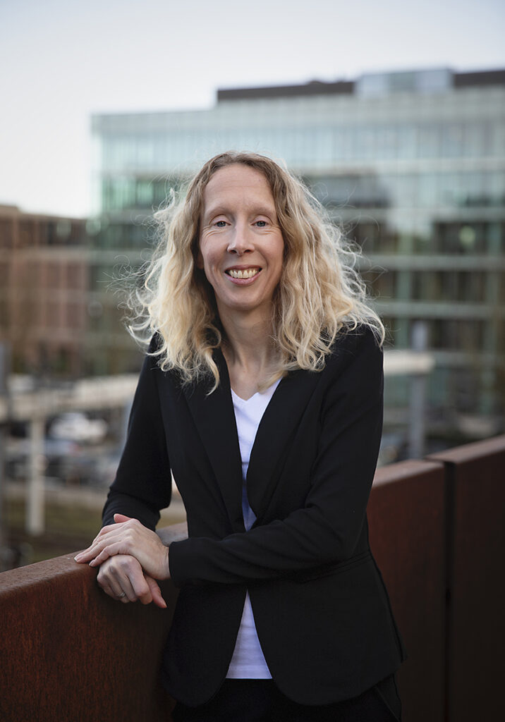 Ester Verhagen